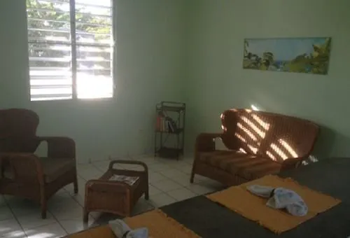 Acacia Guesthouse Esperanza Guest house